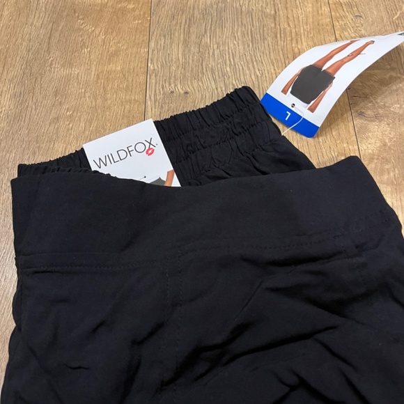 Wildfox womens shorts size large NWT - Picture 6 of 7